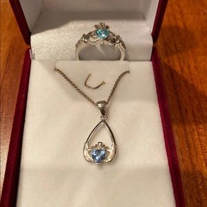 Necklace and earring set